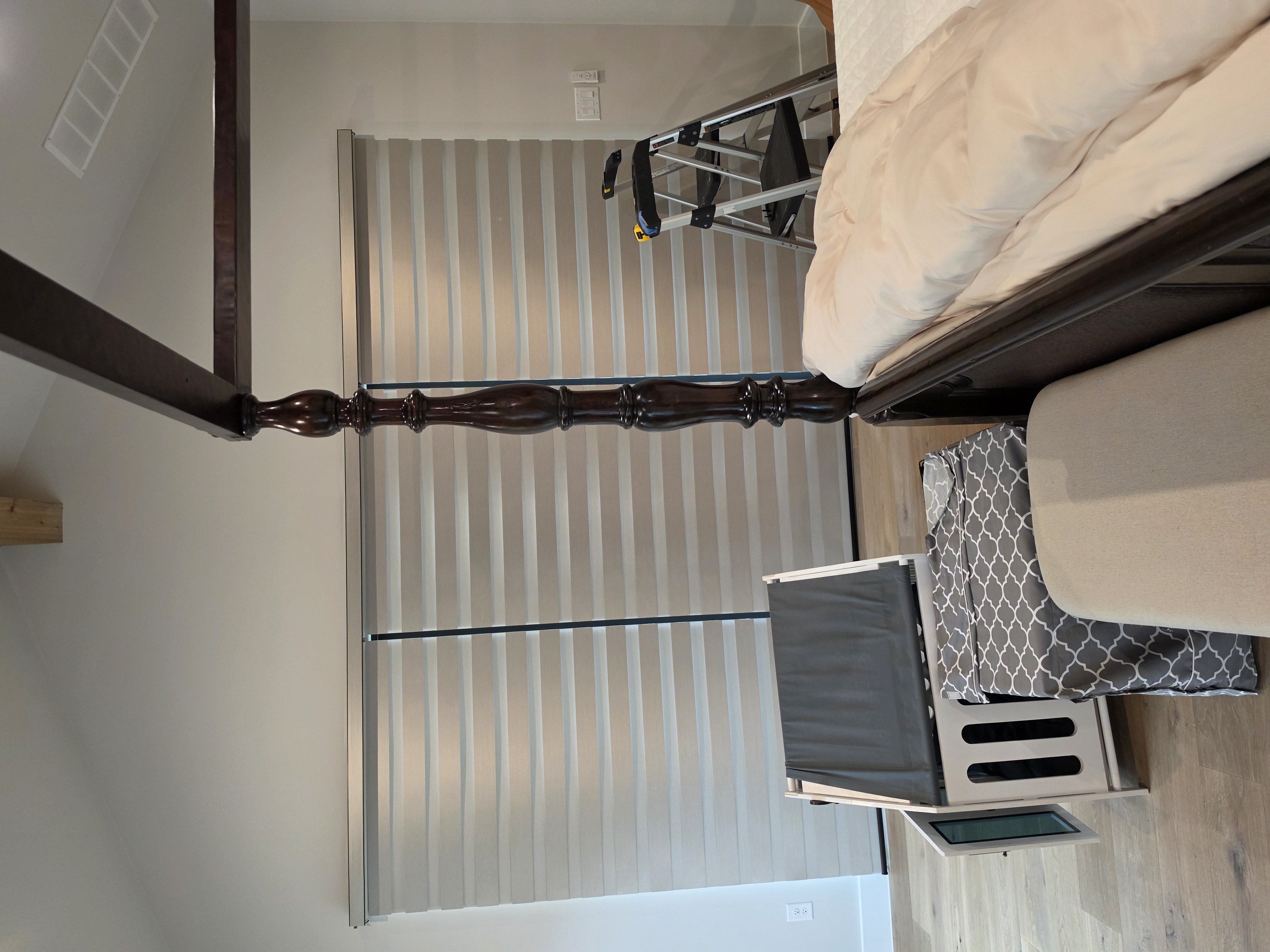 Modern Vision Banded Shades at Colonial Oaks in Fair Oaks Ranch, TX