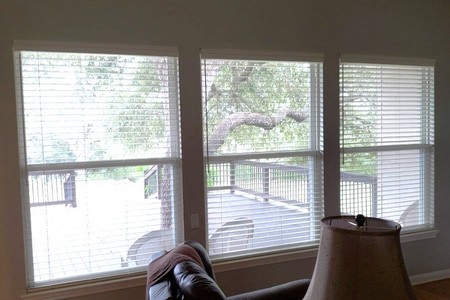 Why Faux Wood Blinds Are Perfect for San Antonio Homes